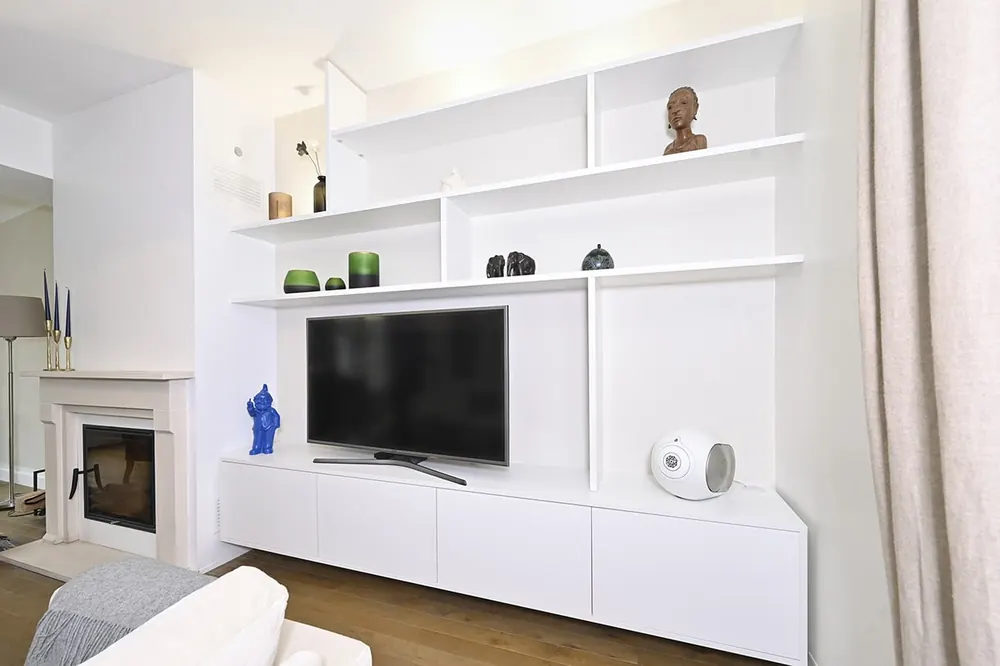 Salon sur mesure bibliothèque sur mesure — décor Fenix®, aménagé par Gitter à Hagondange (gammes Portéa)