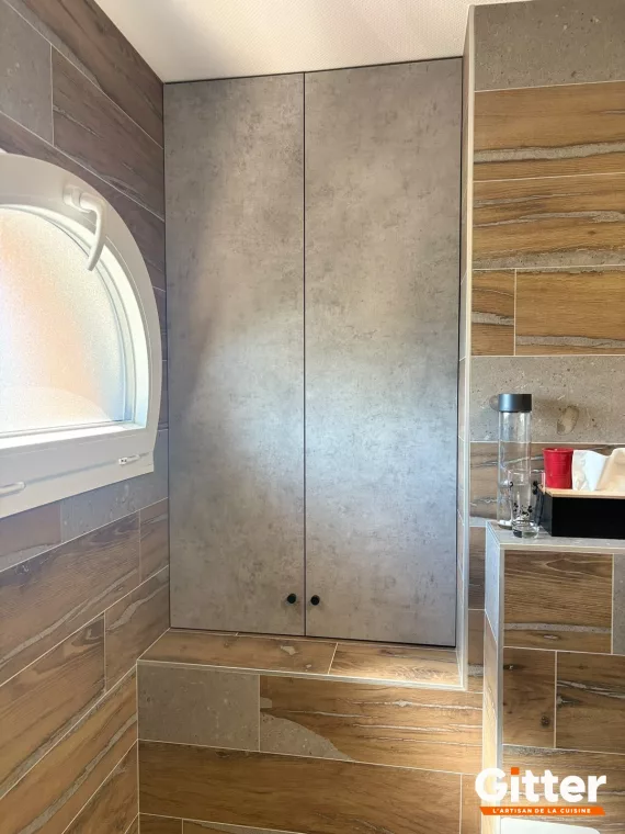 RANGEMENT SUR MESURE GRIS BETON, réalisation Gitter à MONDELANGE
