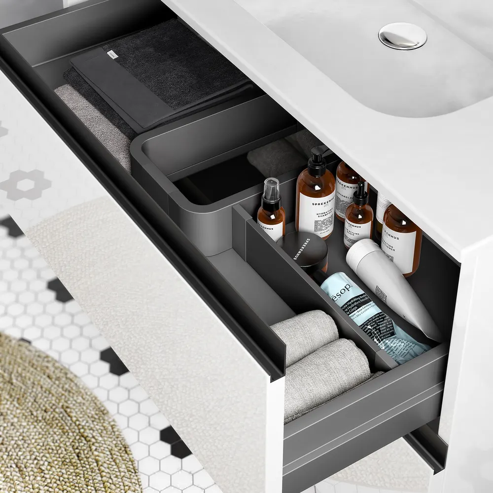 Salle de bains cosy avec grande douche — modèle YOU aménagé et posé par Gitter à Hagondange